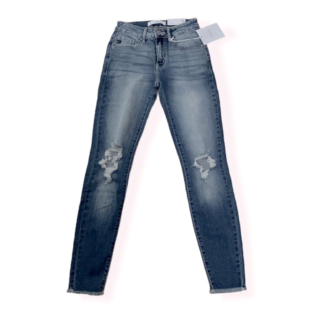 NWT KanCan mid rise distressed skinny jeans 24